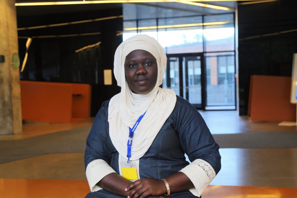 La Sénégalaise Salie Thiam la récipiendaire 2017 de la Bourse Ruth Selwyn pour participer au Programme international de formation en droits humains